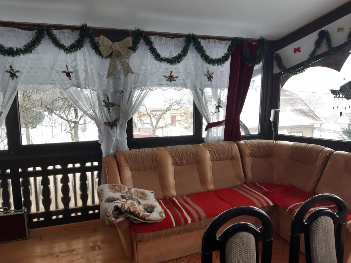Casa Dintre Pini Villa Păltinoasa Eksteriør billede