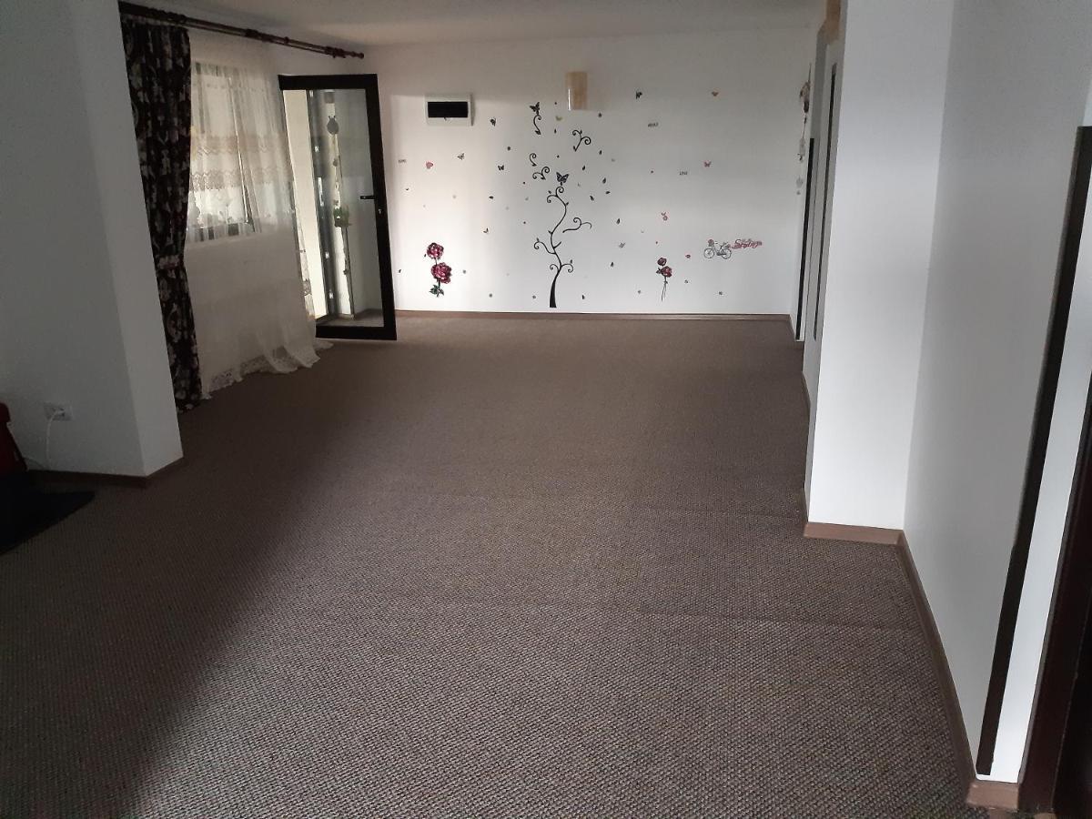 Casa Dintre Pini Villa Păltinoasa Eksteriør billede