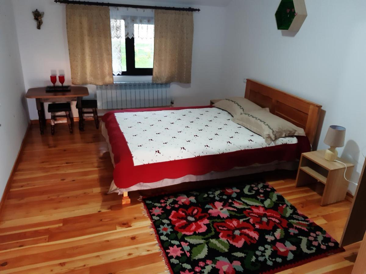 Casa Dintre Pini Villa Păltinoasa Eksteriør billede