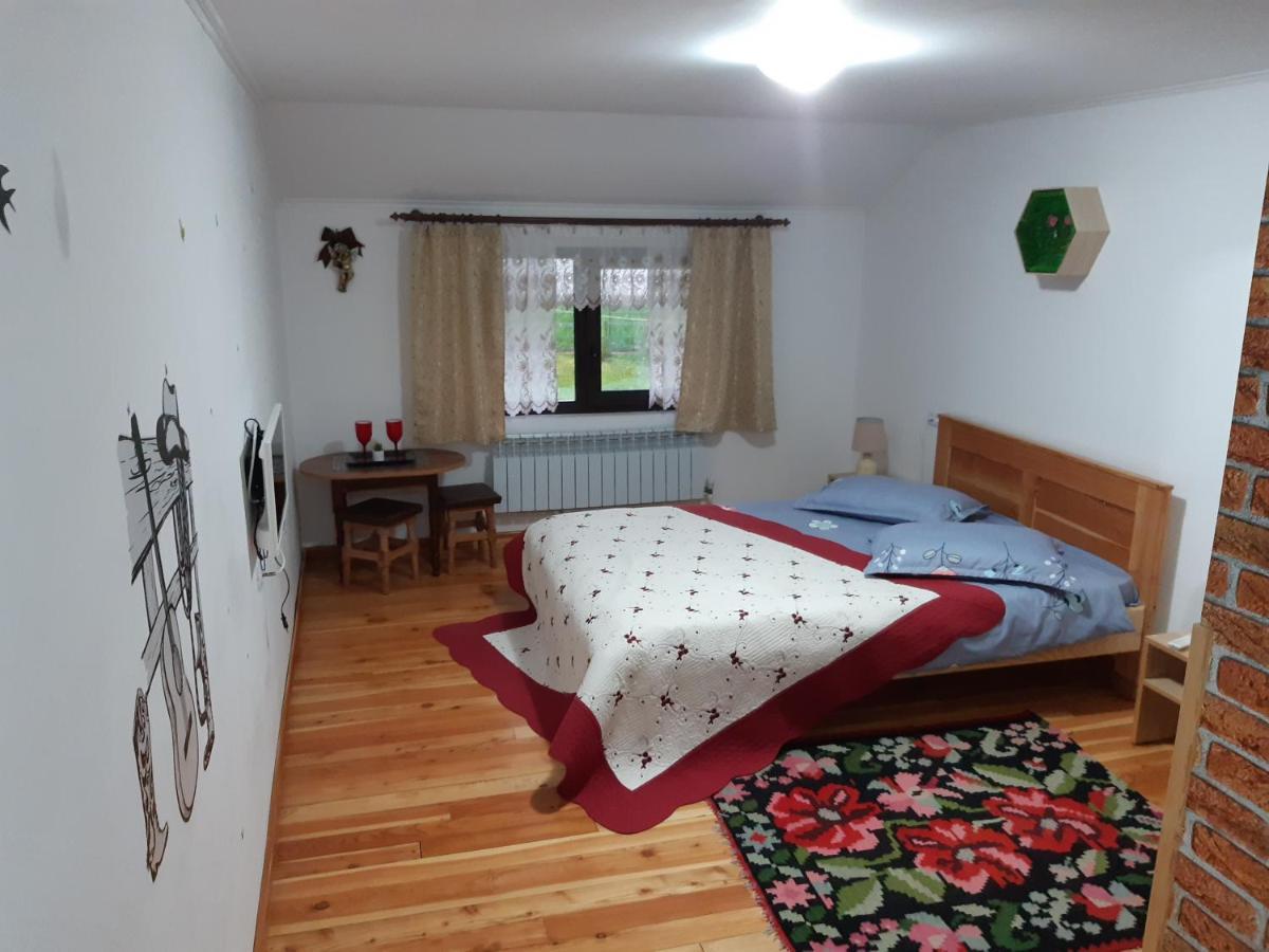 Casa Dintre Pini Villa Păltinoasa Eksteriør billede
