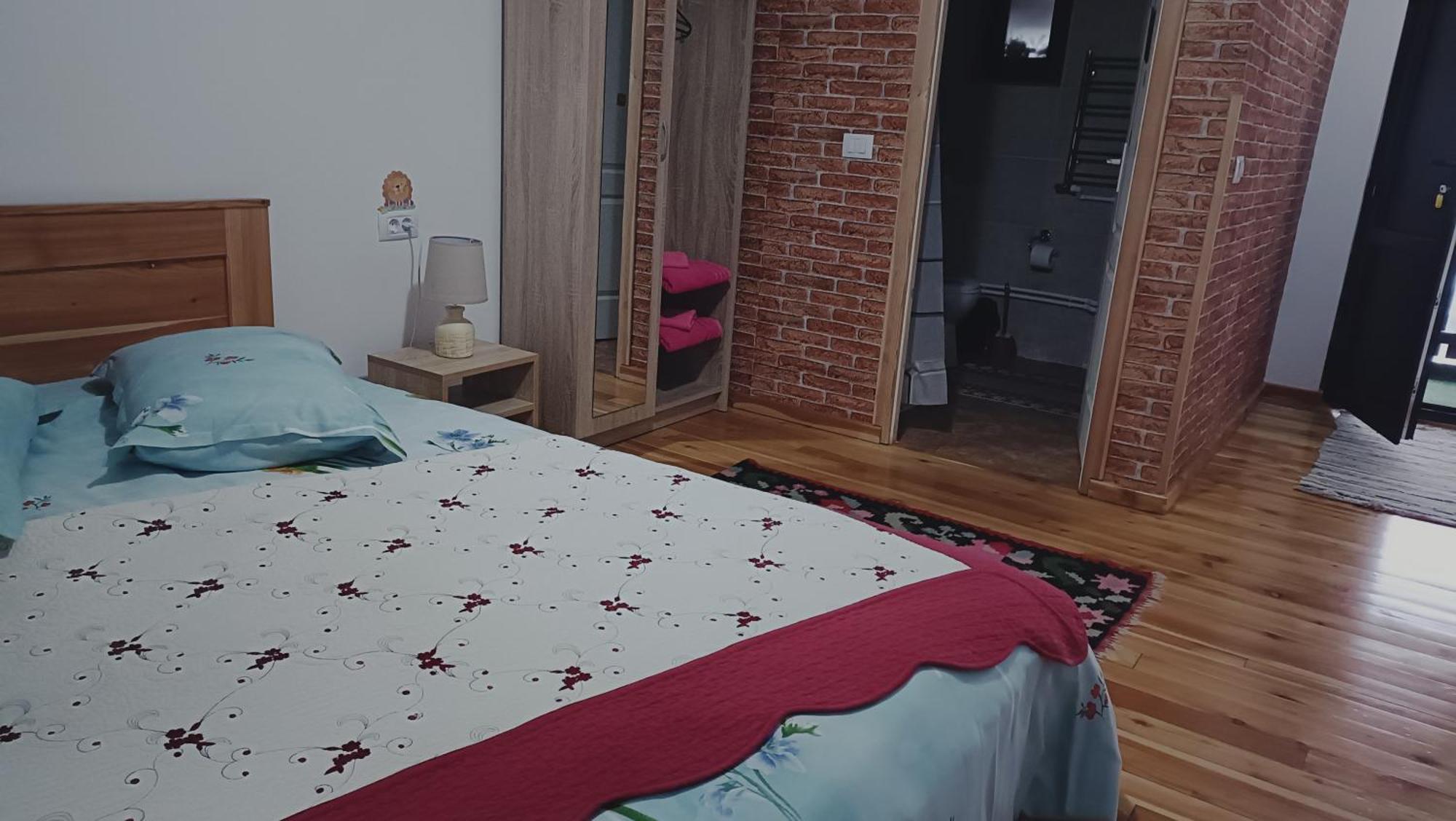 Casa Dintre Pini Villa Păltinoasa Eksteriør billede